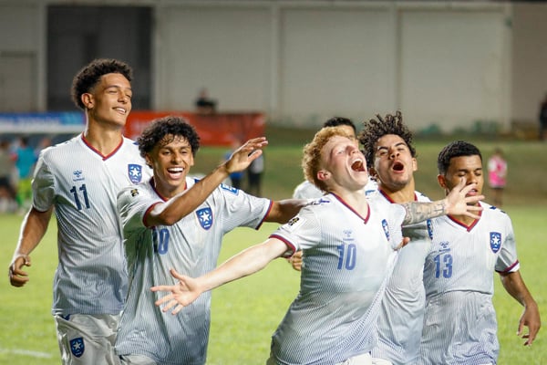 FIFA 2026 世界杯中北美洲及加勒比海地区预选赛 - 安圭拉 vs 波多黎各 波多黎各前锋杰里米·德莱昂庆祝