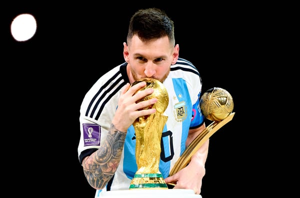 莱昂内尔·梅西 (Lionel Messi) 带领阿根廷队夺得 2022 年世界杯冠军。/IMAGO/ActionPictures