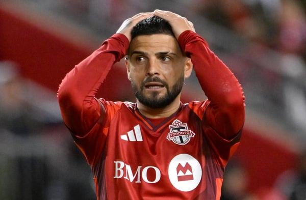 洛伦佐·因西涅 (Lorenzo Insigne) 成为美国职业足球大联盟 (MLS) 历史上收入第二高的球员后离开了球队。/ Dan Hamilton-Imagn Images